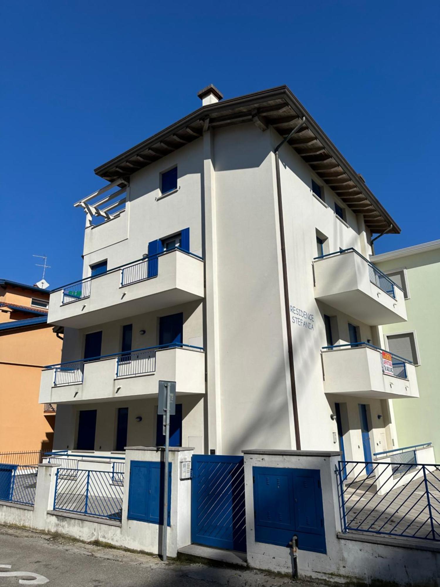 Residence Stefania Attici Su 2 Livelli - Agenzia Cocal Caorle Exterior photo