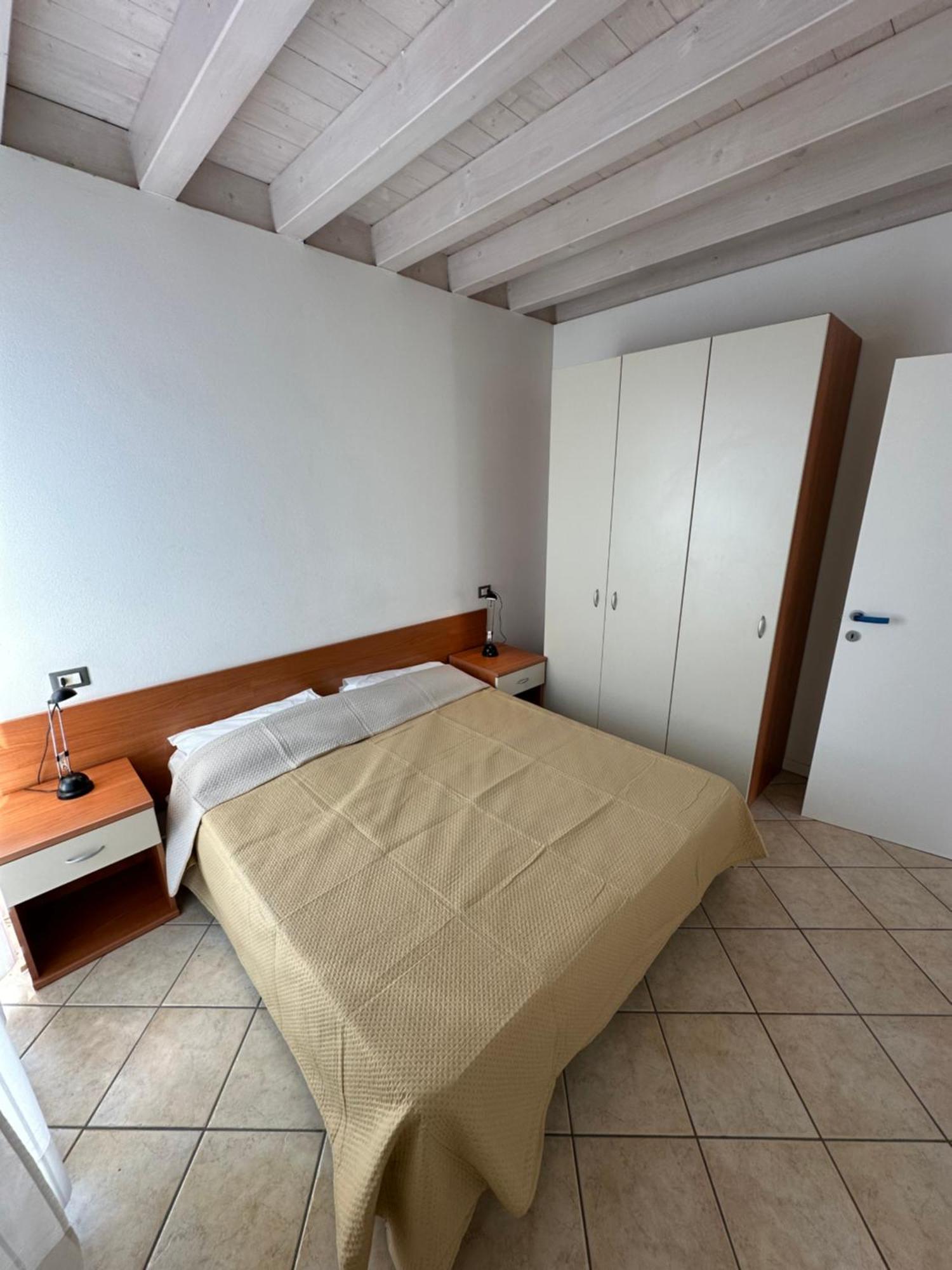 Residence Stefania Attici Su 2 Livelli - Agenzia Cocal Caorle Exterior photo
